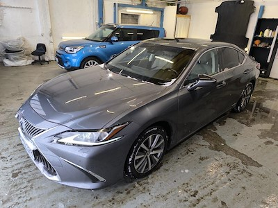 Kupi LEXUS Es - HYBRID GÉPJÁRMŰ! - ADMIN. DÍJ NETTÓ ÖSSZEGE: 170 866 FT. na Ayvens Carmarket