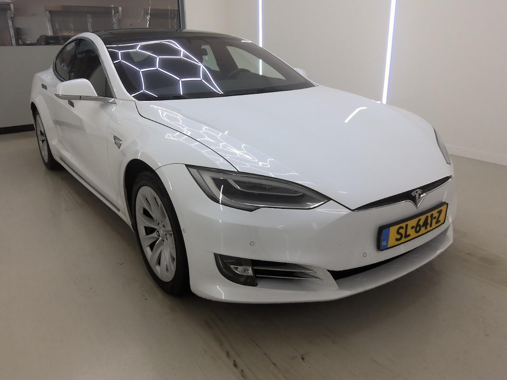 Foto 7 van Tesla Model S