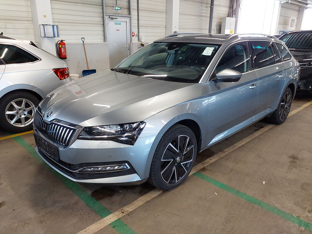 Skoda Superb COMBI 2,0 TDI STYLEDSG