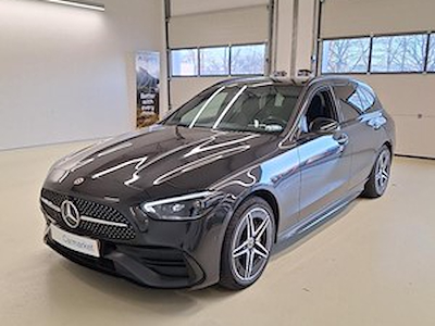 Kaufe MERCEDES-BENZ C300E AMG LINE bei Ayvens Carmarket