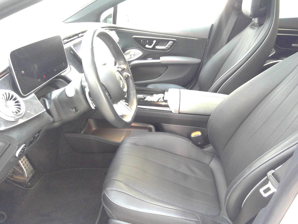 Foto 7 van Mercedes EQS