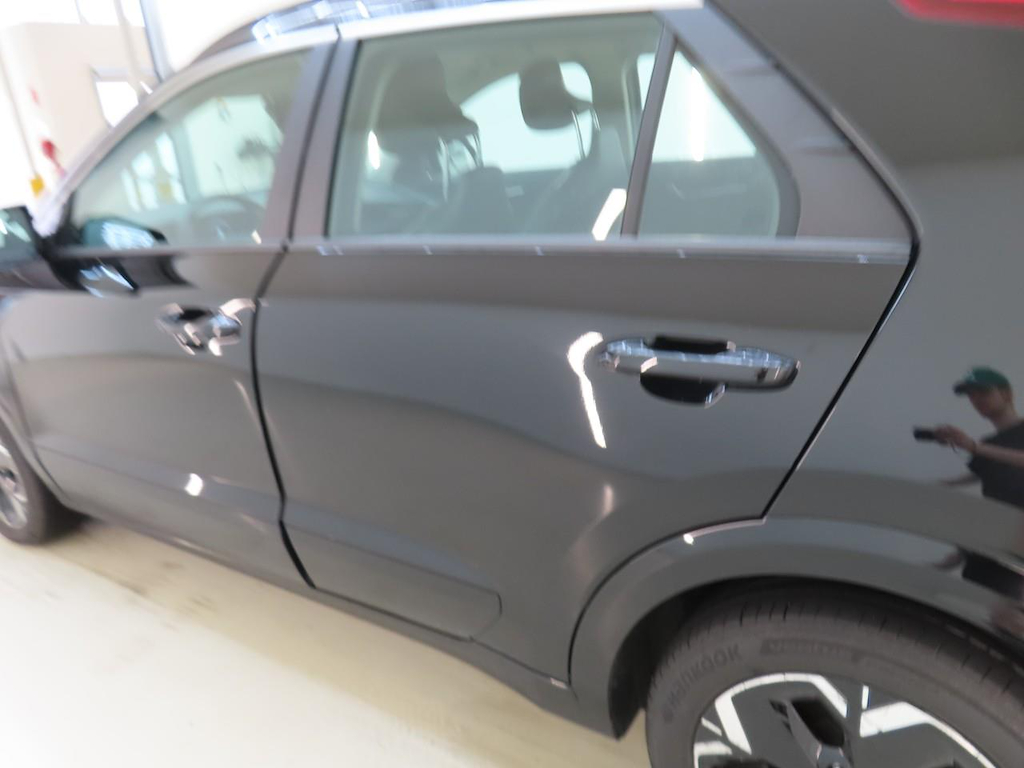 Foto 25 van Kia Niro