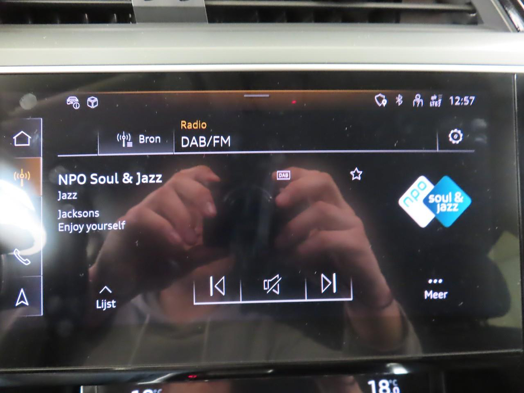 Foto 12 van Audi Q8 e-tron