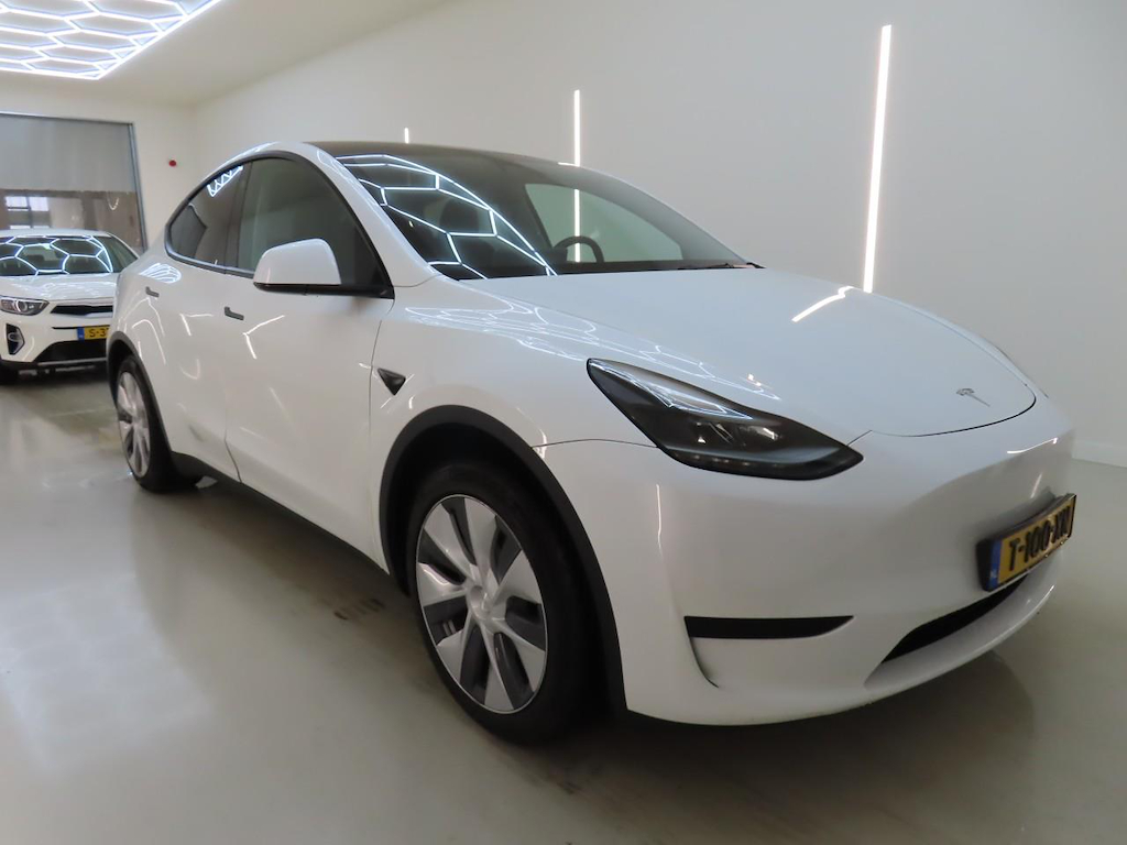 Foto 7 van Tesla Model Y