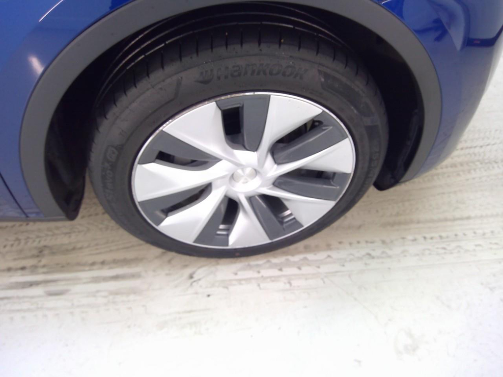 Foto 23 van Tesla Model Y
