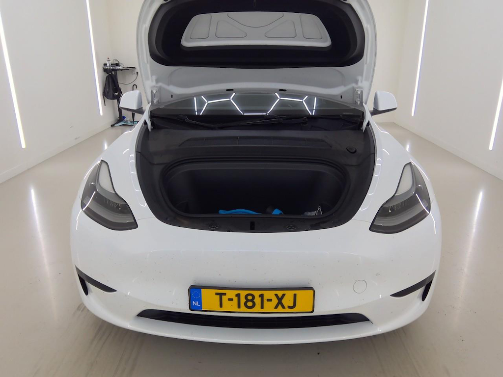 Foto 12 van Tesla Model Y
