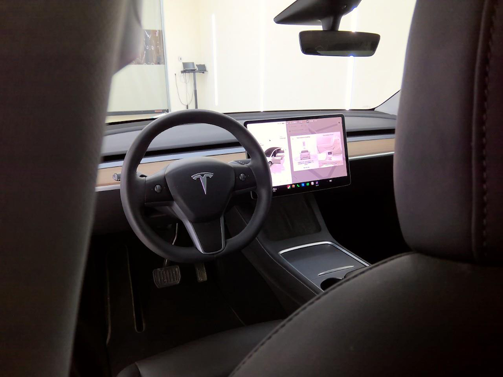 Foto 4 van Tesla Model Y