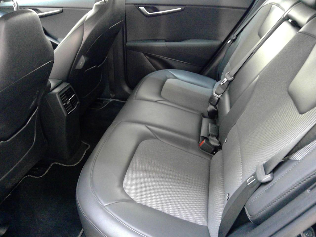 Foto 11 van Kia Niro