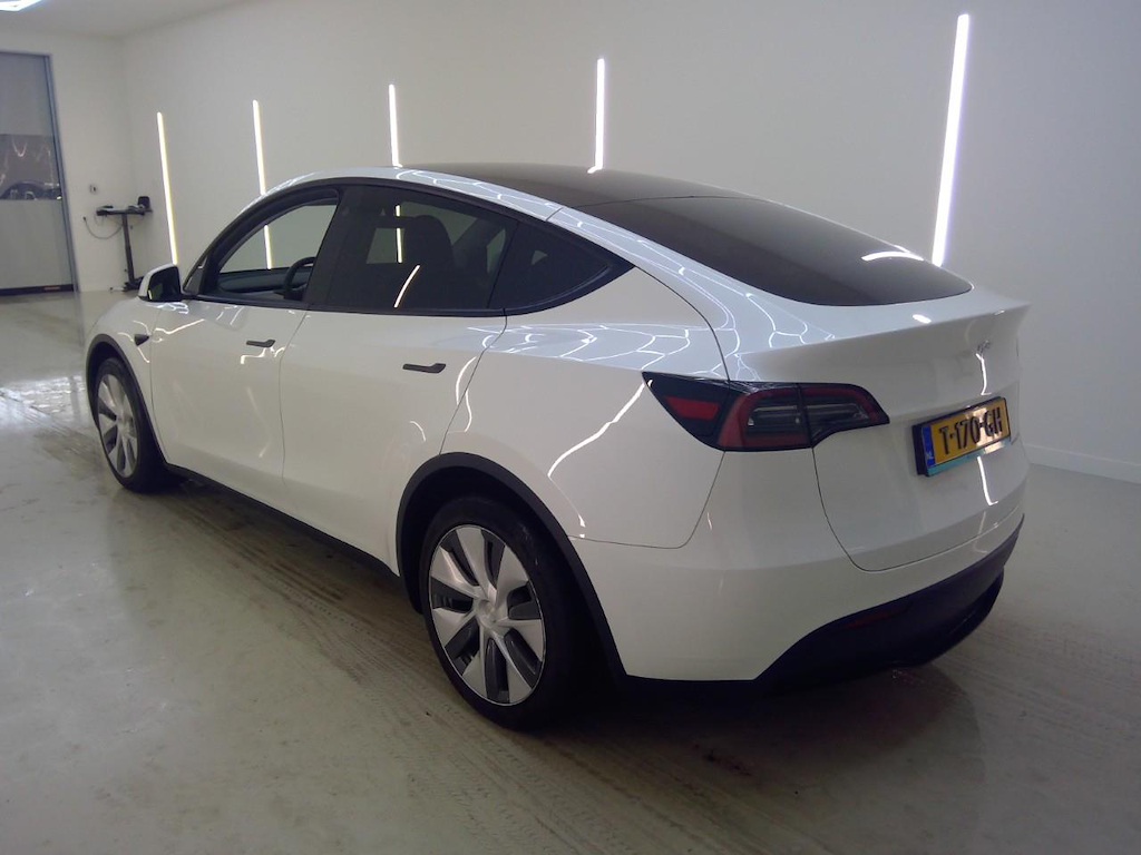 Foto 6 van Tesla Model Y