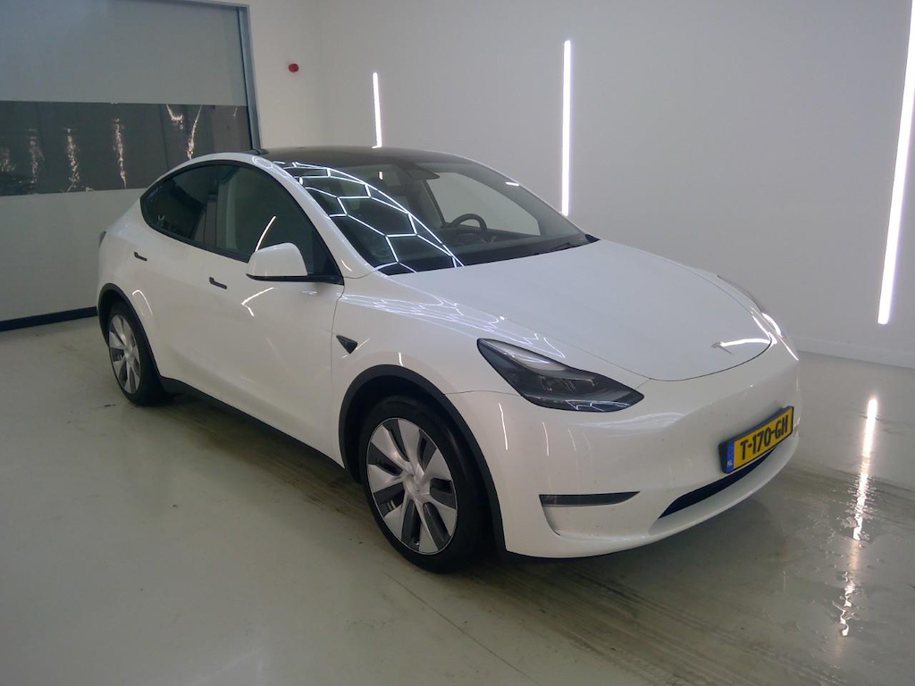 Foto 7 van Tesla Model Y