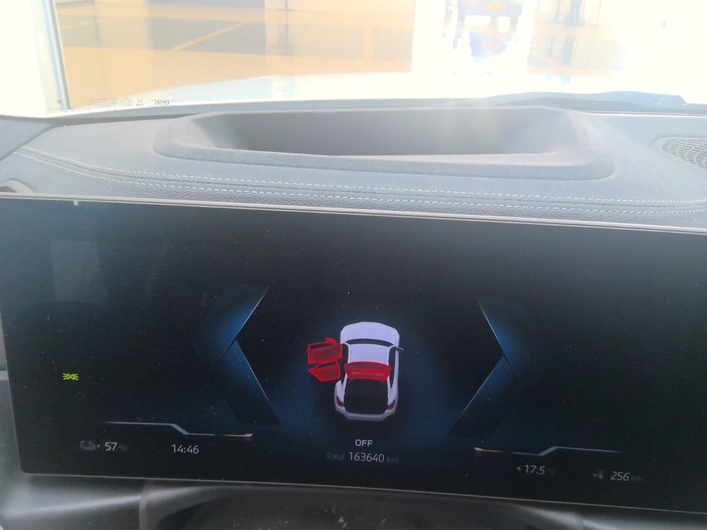 Foto 9 van BMW i4