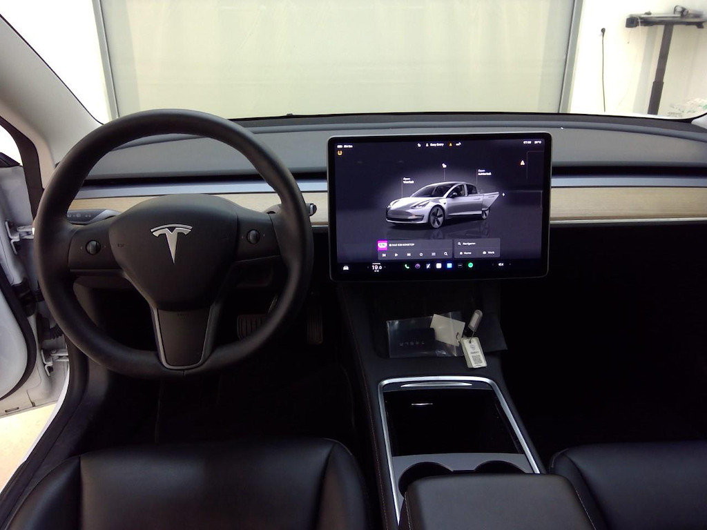 Foto 9 van Tesla Model 3
