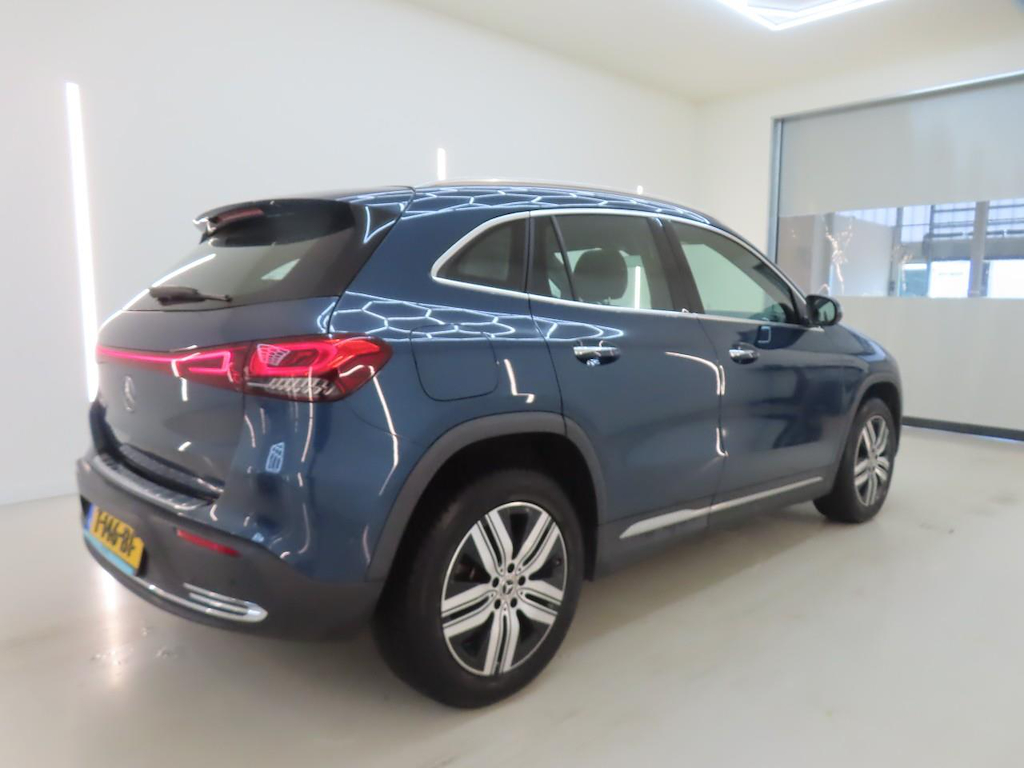 Foto 4 van Mercedes EQA