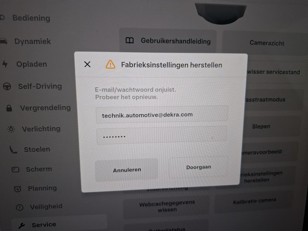 Foto 17 van Tesla Model Y