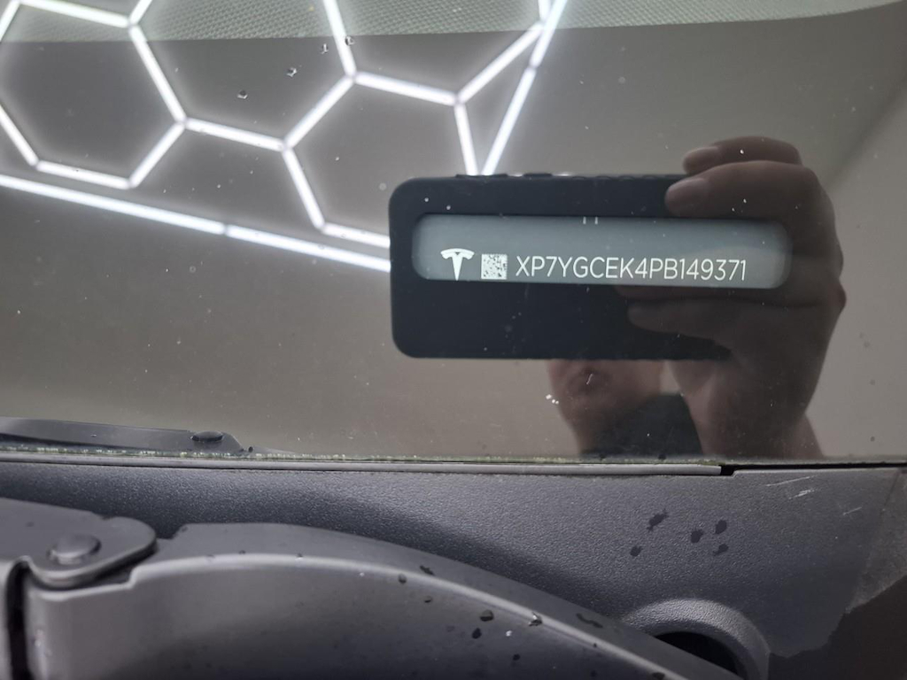 Foto 20 van Tesla Model Y
