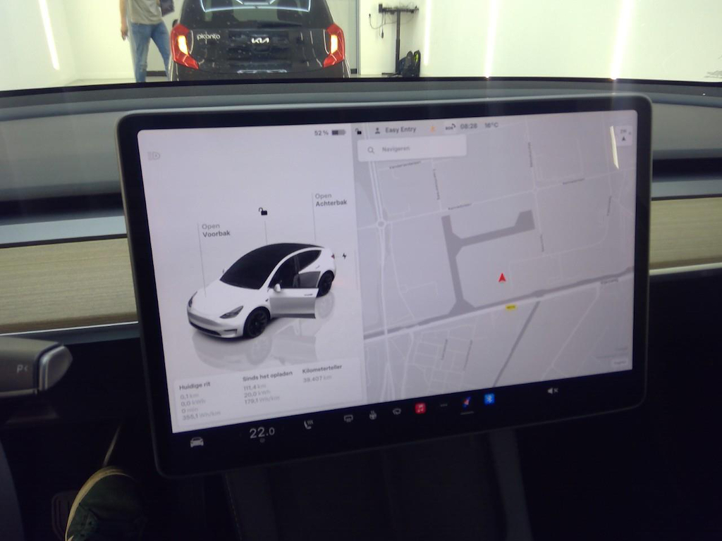 Foto 16 van Tesla Model Y