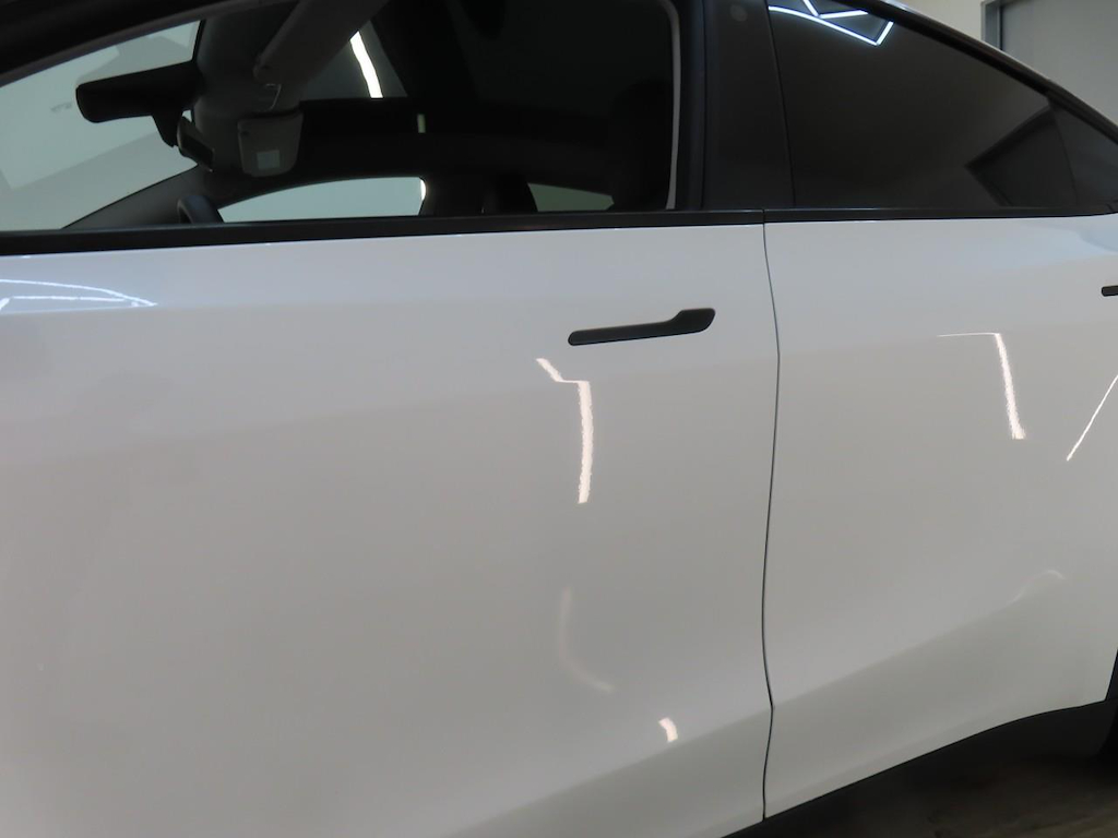 Foto 26 van Tesla Model Y