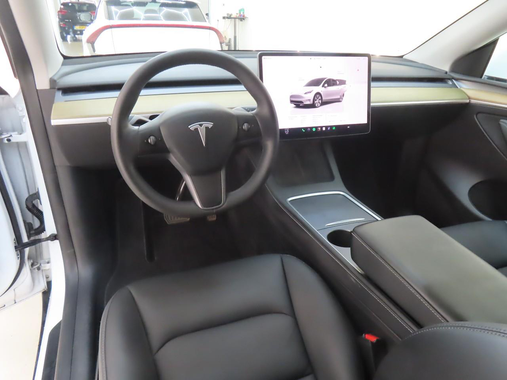Foto 5 van Tesla Model Y