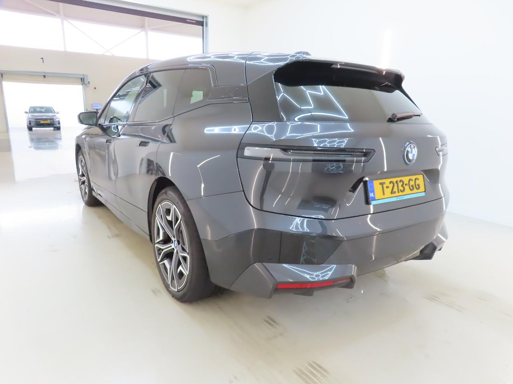 Foto 11 van BMW iX
