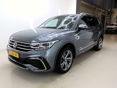 VOLKSWAGEN Tiguan Allspace 2023 — авто из Европы под ключ