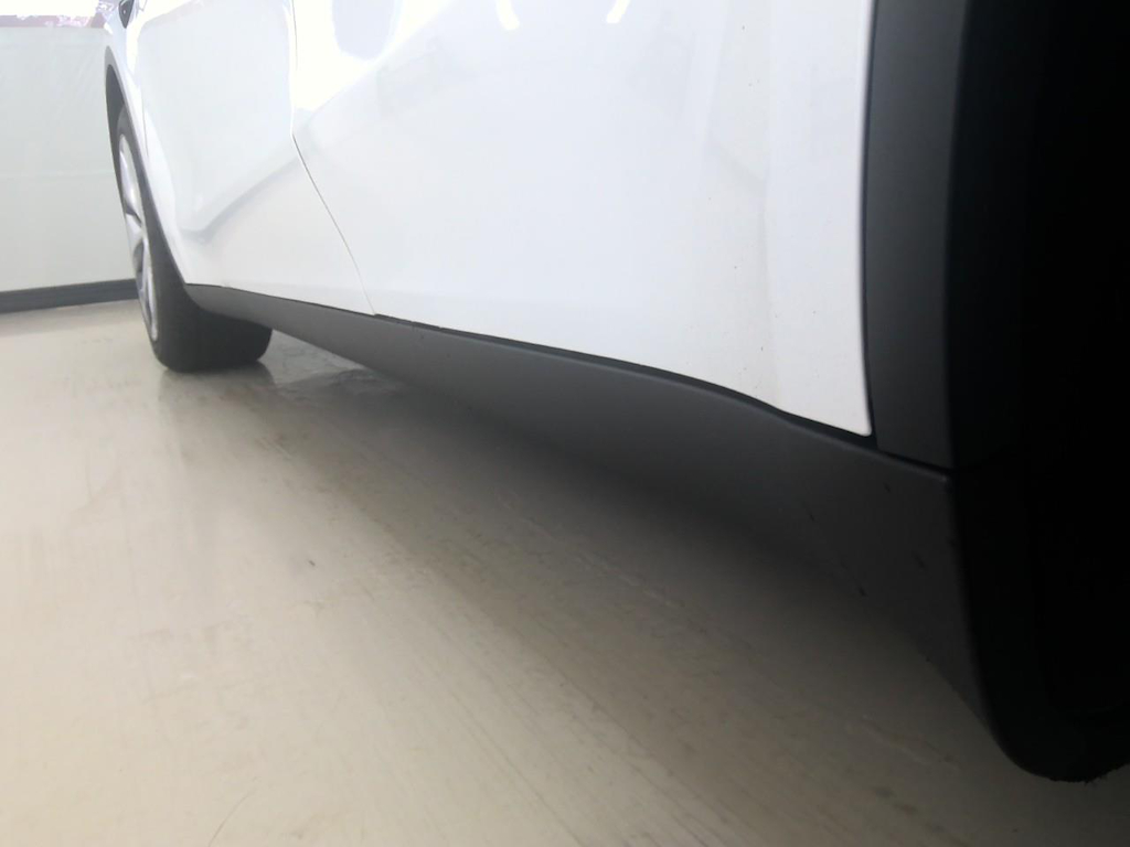 Foto 13 van Tesla Model Y