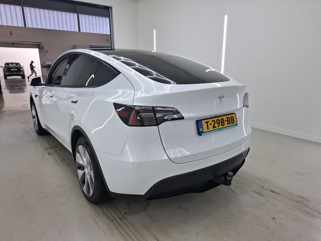 Foto 7 van Tesla Model Y