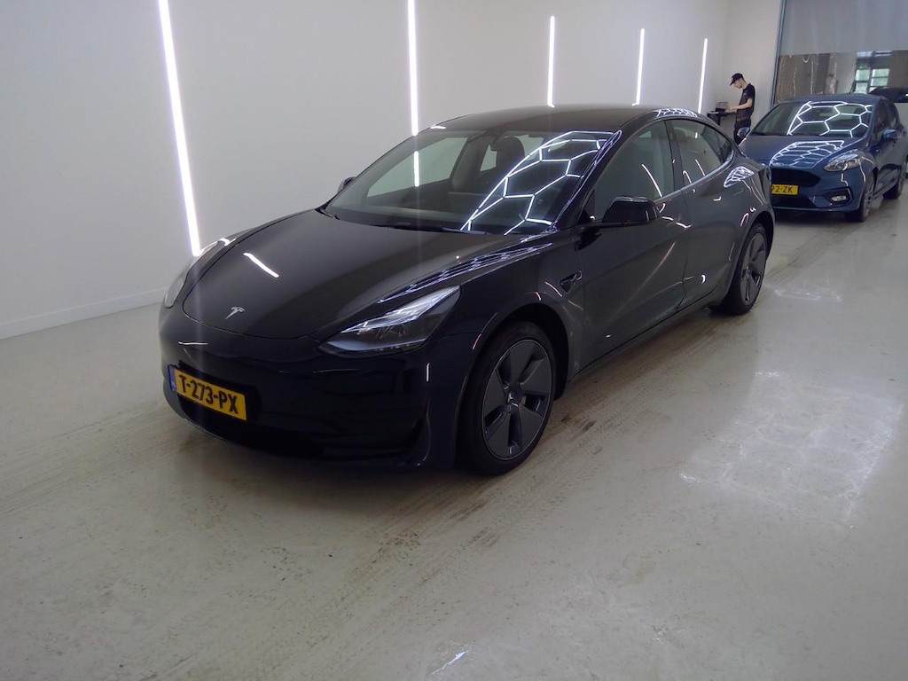 Foto 2 van Tesla Model 3