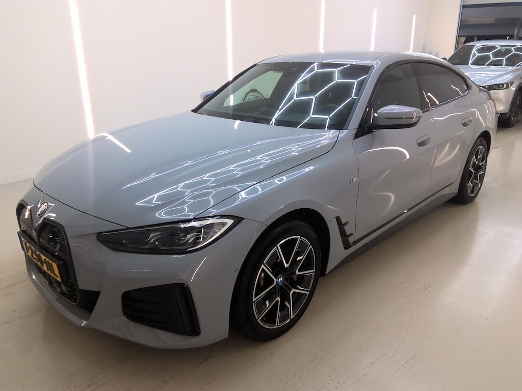 Foto 2 van BMW i4