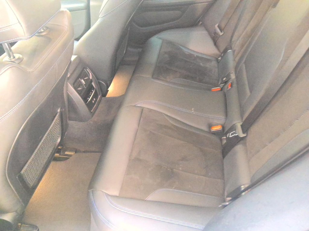 Foto 22 van BMW i4