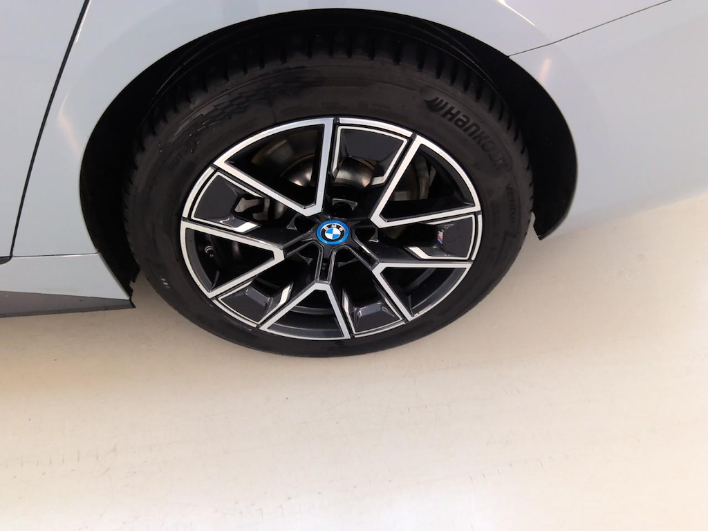 Foto 9 van BMW i4