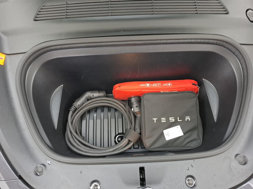Foto 20 van Tesla Model Y