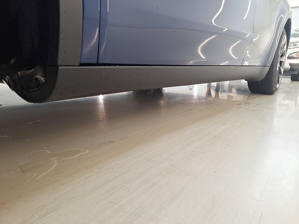Foto 10 van Tesla Model Y