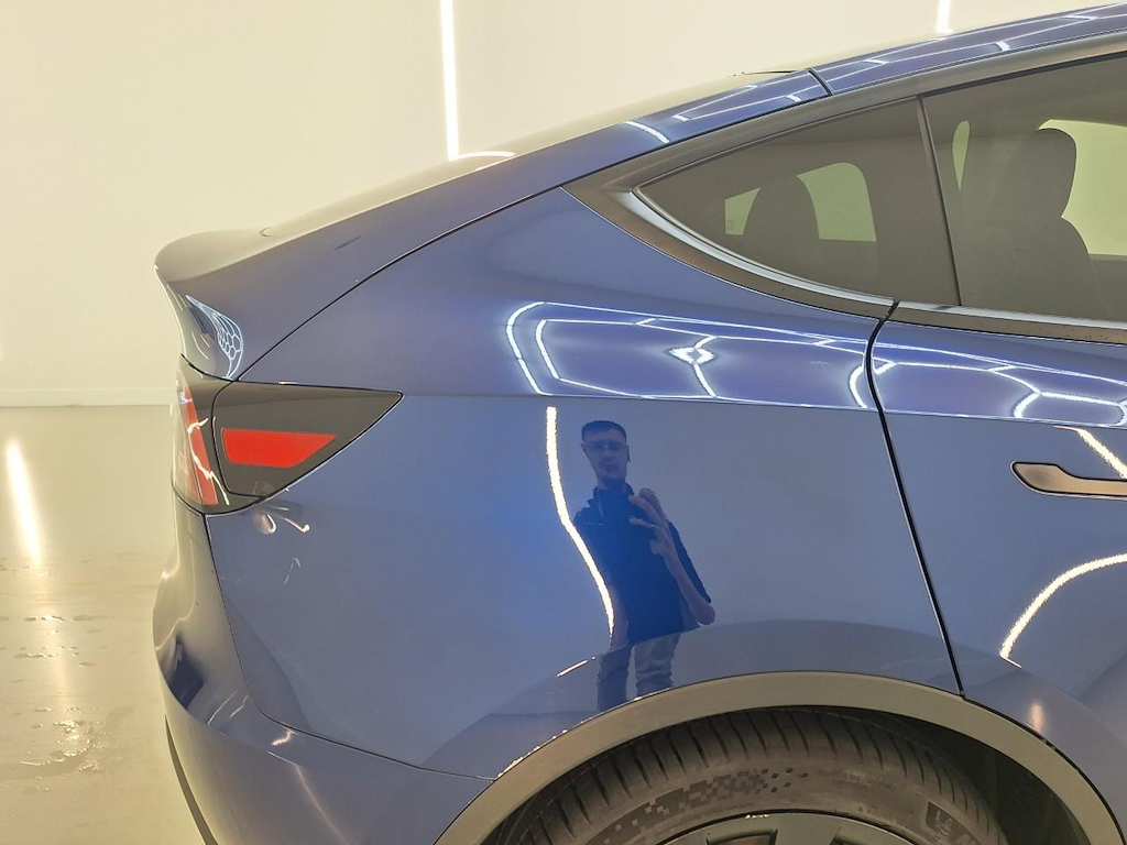 Foto 21 van Tesla Model Y