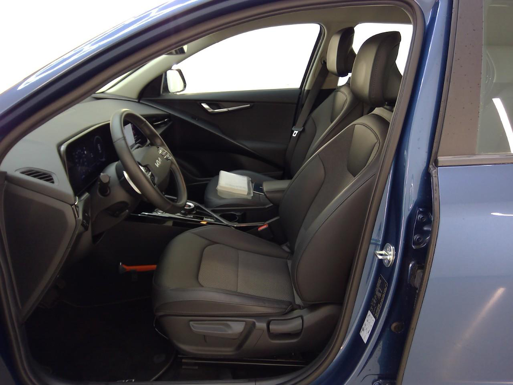 Foto 14 van Kia Niro
