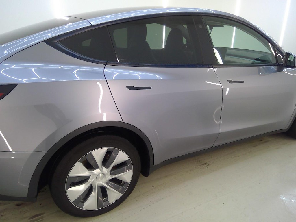 Foto 36 van Tesla Model Y