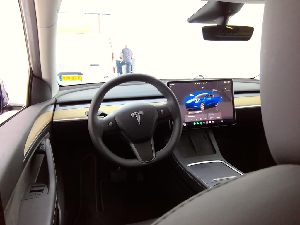 Foto 4 van Tesla Model Y