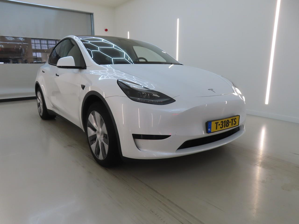 Foto 3 van Tesla Model Y