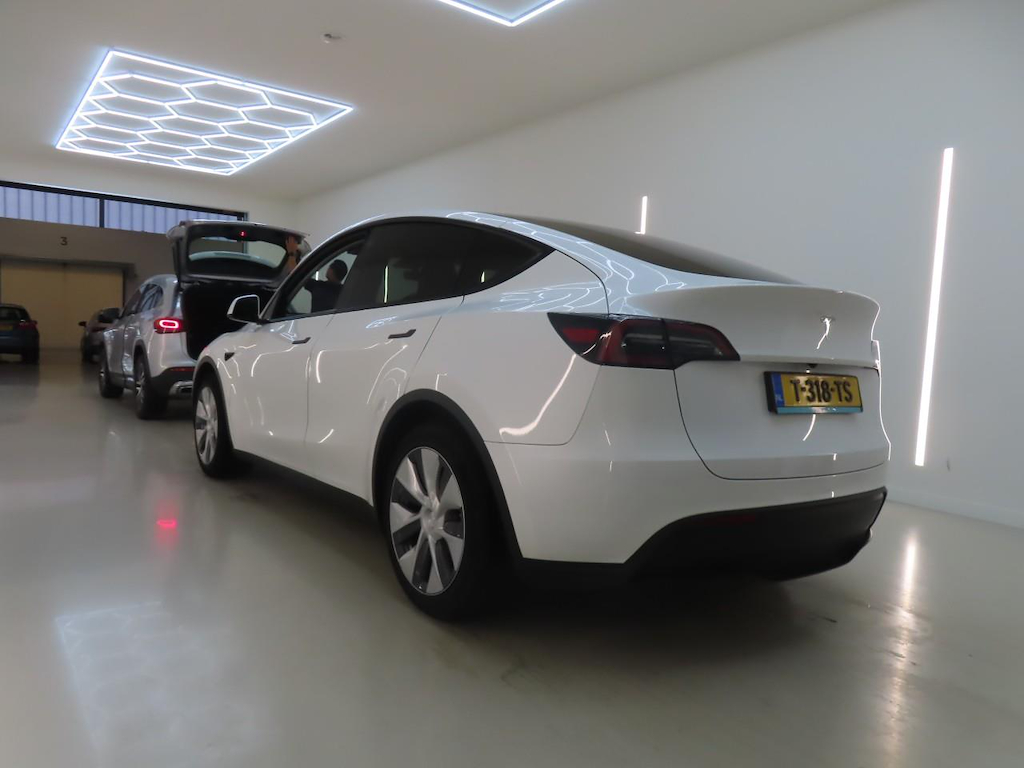 Foto 5 van Tesla Model Y