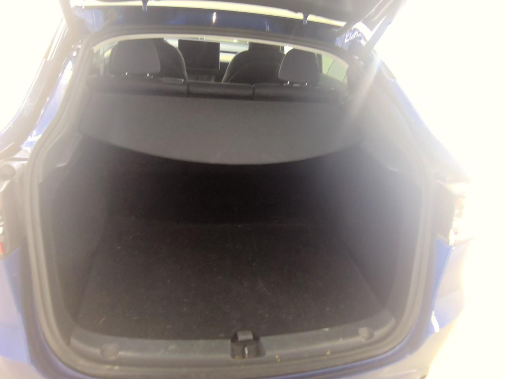 Foto 11 van Tesla Model Y