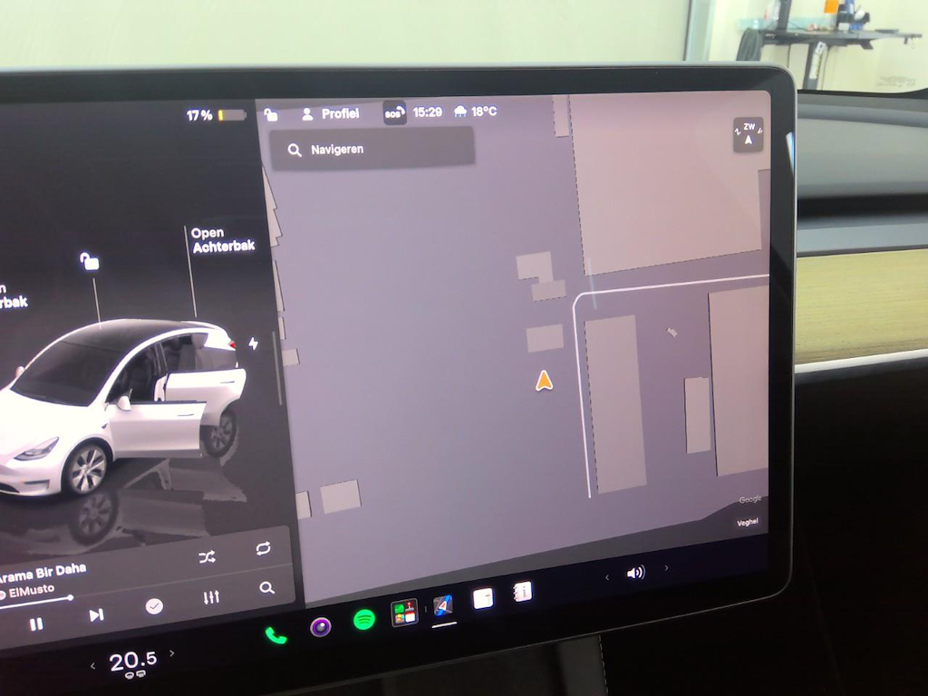 Foto 12 van Tesla Model Y