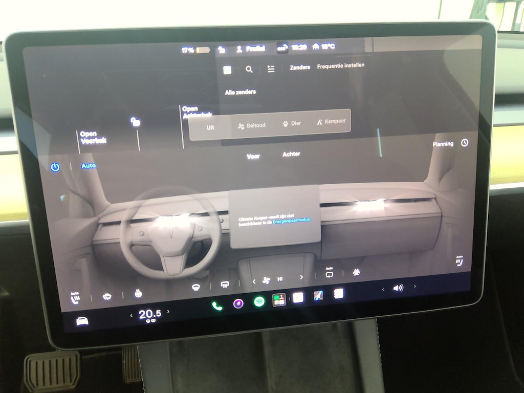 Foto 14 van Tesla Model Y