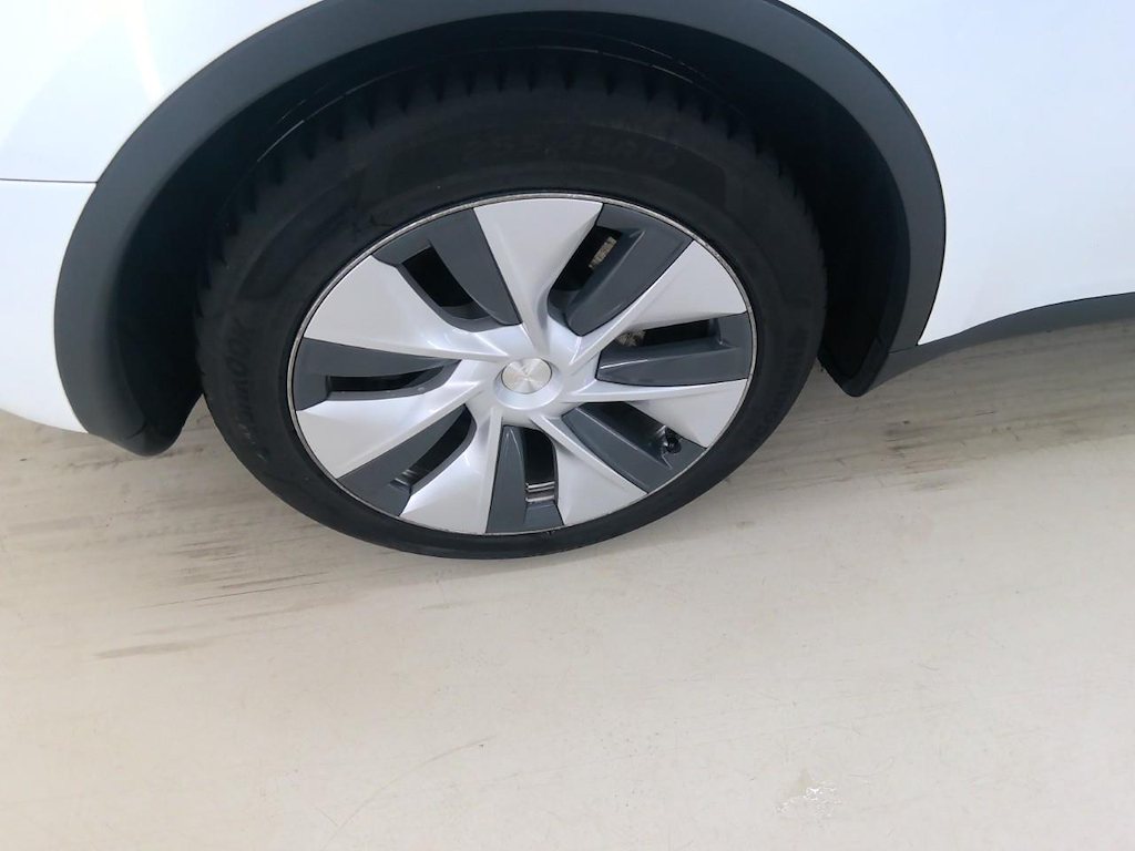 Foto 25 van Tesla Model Y