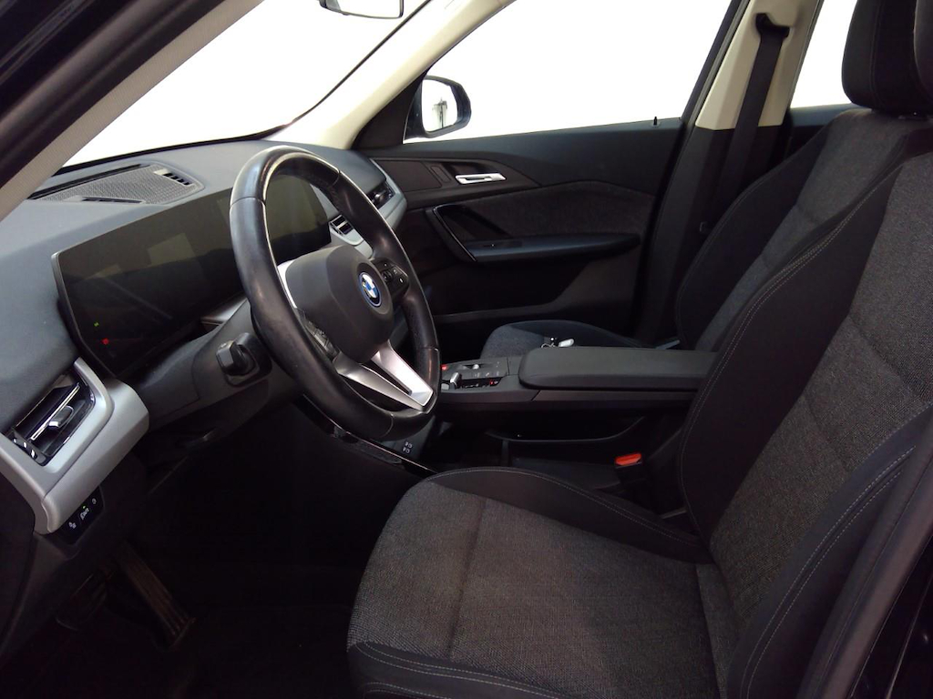 Foto 7 van BMW ix1