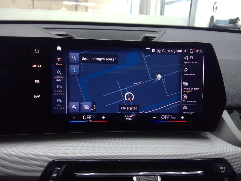 Foto 20 van BMW ix1