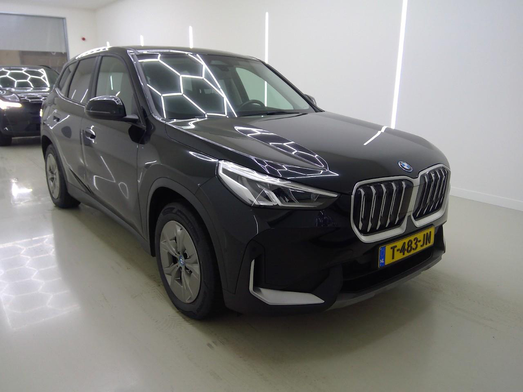 Foto 6 van BMW ix1