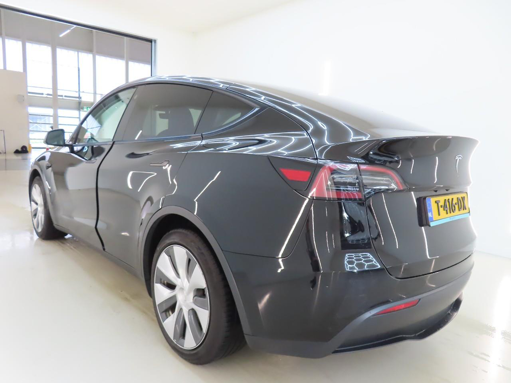 Foto 6 van Tesla Model Y