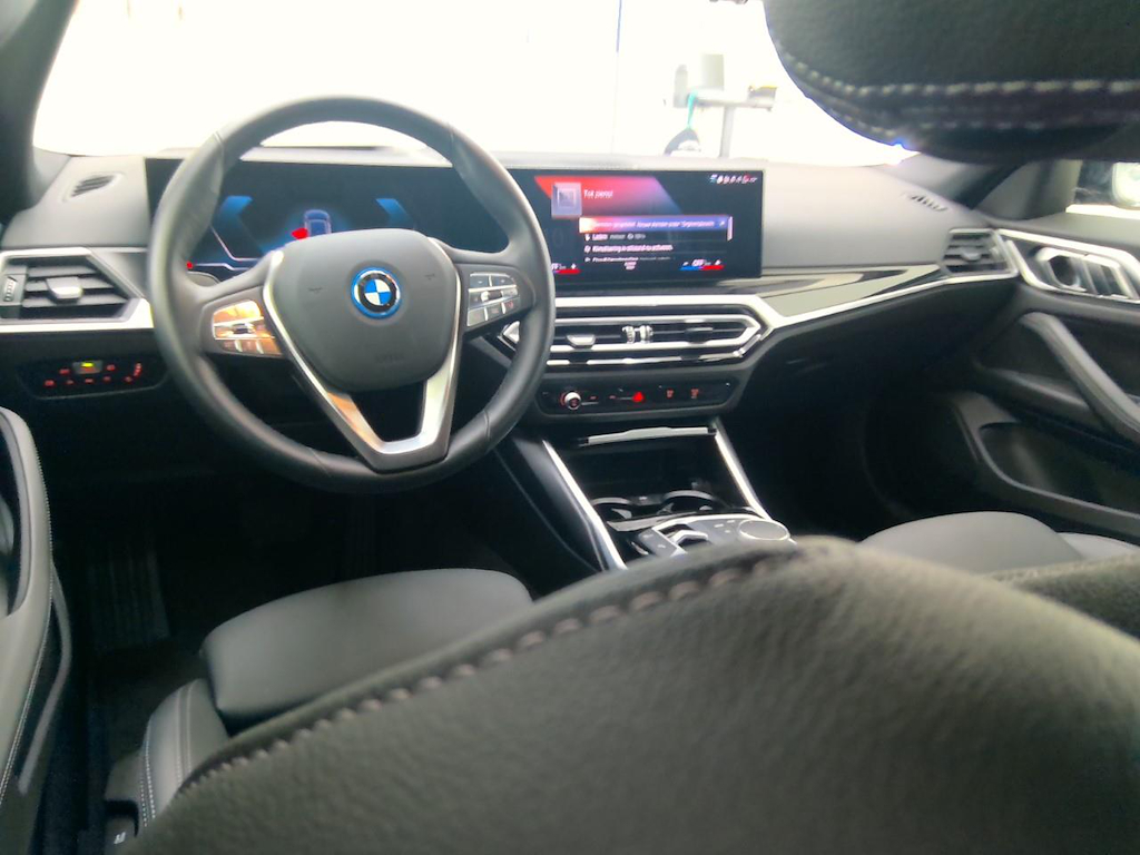 Foto 4 van BMW i4
