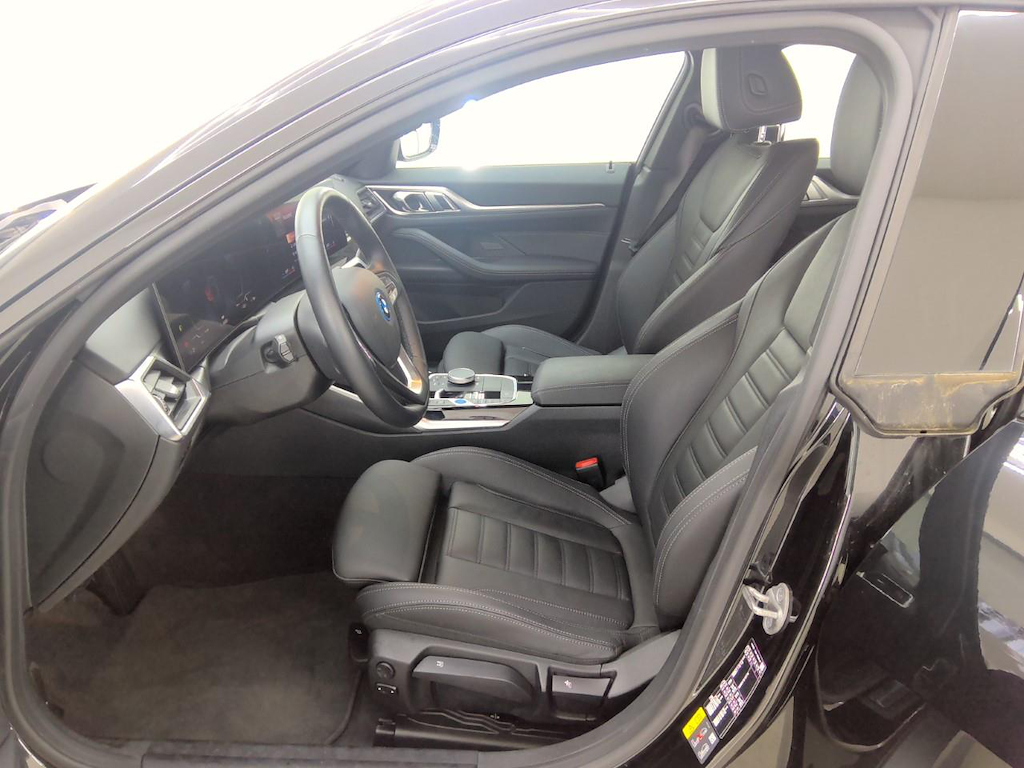 Foto 8 van BMW i4