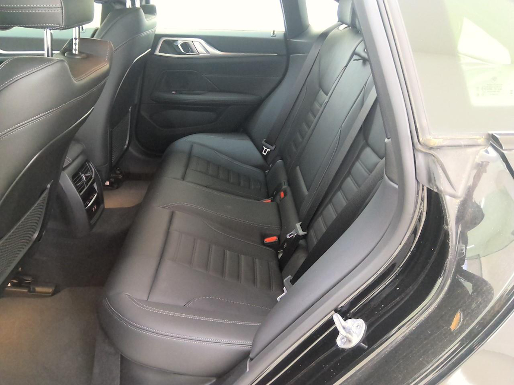Foto 9 van BMW i4