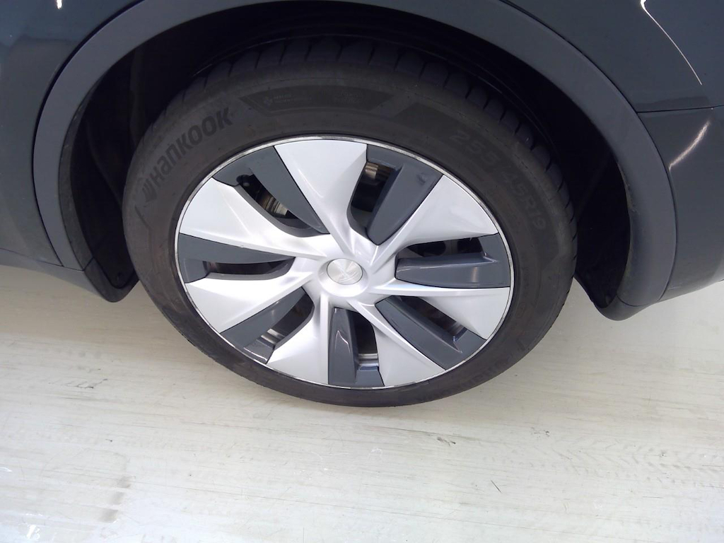 Foto 26 van Tesla Model Y